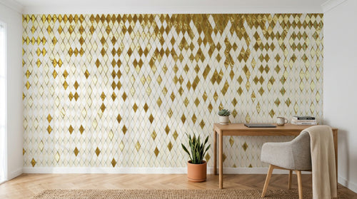 Design SL0475 — Papier peint Losanges dores fond blanc paillettes — Novomur