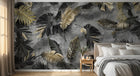 Design SL0452 — Papier peint Feuilles tropicales noir or fond gris luxe — Novomur