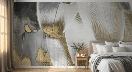 Design SL0460 — Papier peint Plumes blanches dorees nacrees gros plan — Novomur