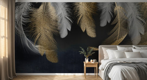 Design SL0630 — Papier peint Plumes blanches dorees fond bleu marine — Novomur