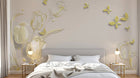 Design FC198 — Papier peint Tulipes dorees papillons fond beige — Novomur