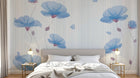Design FC355 — Papier peint Fleurs bleues transparentes rayures pastel — Novomur
