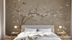 Design L1068 — Papier peint Prunier fleurs roses oiseaux fond taupe — Novomur