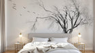 Design ZX0234 — Papier peint Arbre solitaire oiseaux hiver brume — Novomur
