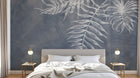 Design ZX0545 — Papier peint Palmes blanches fond gris bleu sombre — Novomur