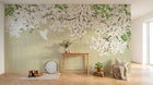 Design FC268 — Papier peint Cascade fleurs blanches vertes colibri — Novomur