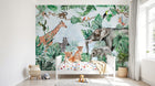 Design B011 — Papier peint Safari jungle vert vif animaux nombreux — Novomur
