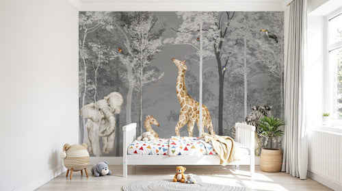 Design B031 — Papier peint Safari foret brumeuse arbres blancs gris — Novomur