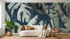 Design SL0396 — Papier peint Monstera bananier fond bleu marine — Novomur