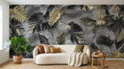 Design SL0452 — Papier peint Feuilles tropicales noir or fond gris luxe — Novomur