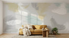 Design SL0398 — Papier peint Plumes multicolores fond gris pale — Novomur