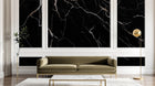 Design SL0145 — Papier peint Marbre noir veines blanches dorees — Novomur